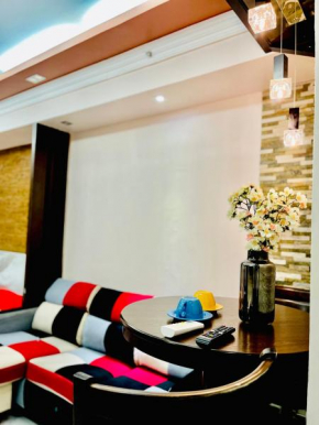 Lux condo near BGC, Venice, Airport